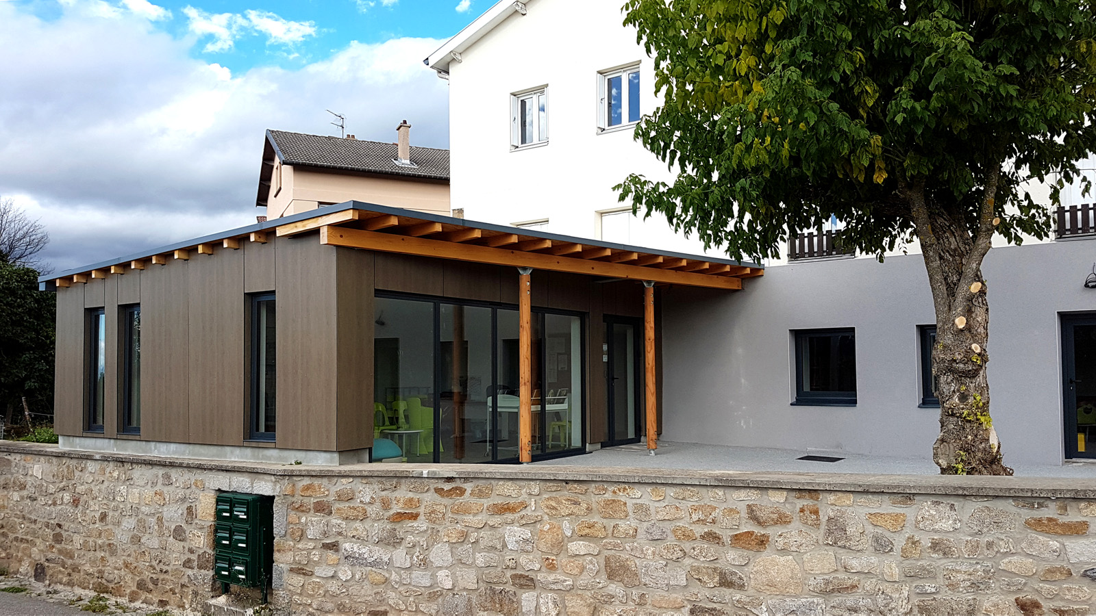 st-romain-les-Atheux-réaménagement-bibliotheque